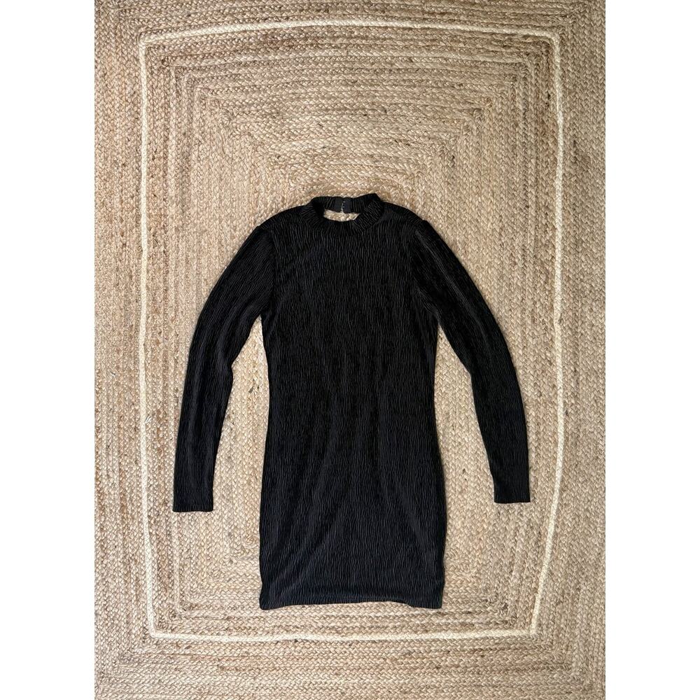 DIVIDED H&M Textured Black Velvet Open Back Body Con Dress Mid-Length Long Slee